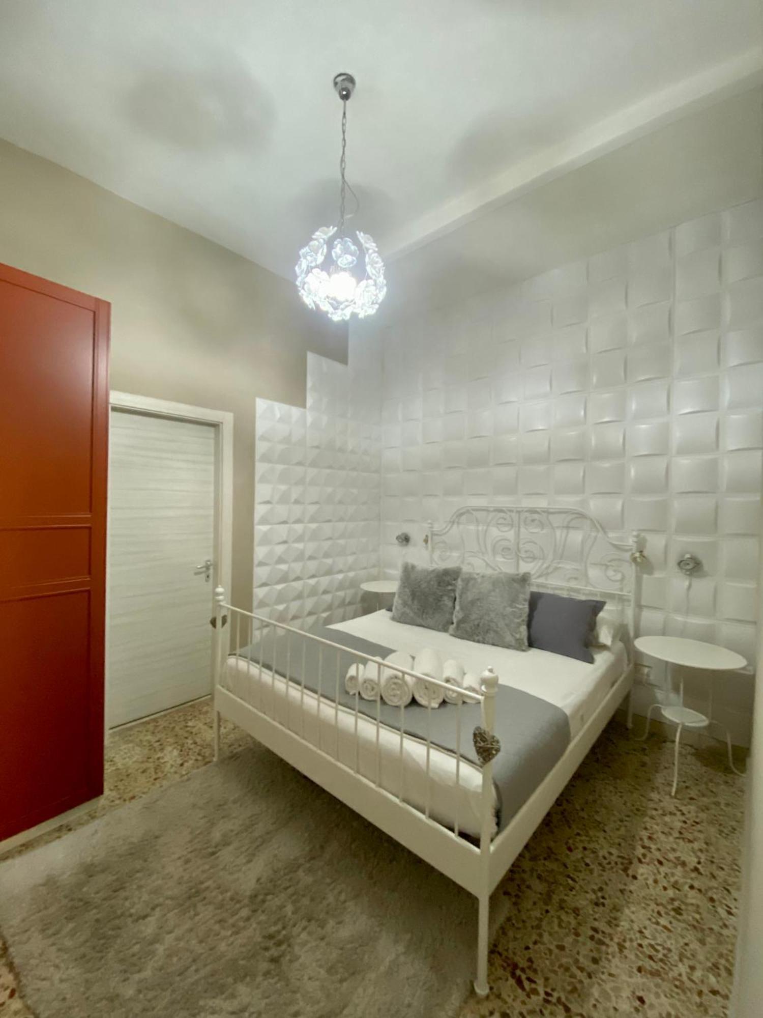 Delizia House Ortigia,Centro Citta, Vicino Al Mare Lejlighed Syracuse Eksteriør billede